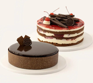 Selected Medium Cakes $25 C&C Only @ The Cheesecake Shop